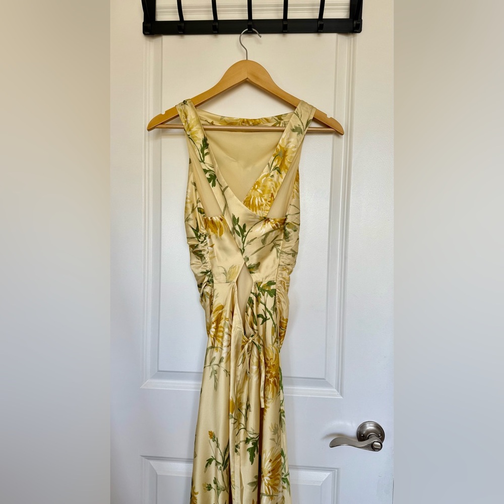 Reformation Anaiis Silk Dress in Honeyglow. Brand new without tags, never worn. - Picture 11 of 16